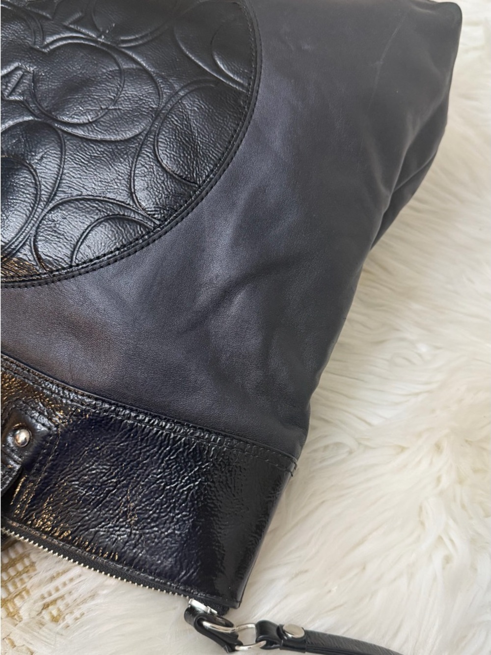 Coach Black Leather Tote with Embossed Signature Circle - Picture 7 of 11